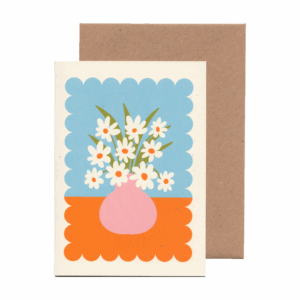 Scalloped Flower Vase Card